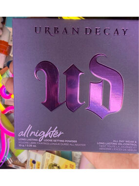Urban Decay all nighter translucent setting powder